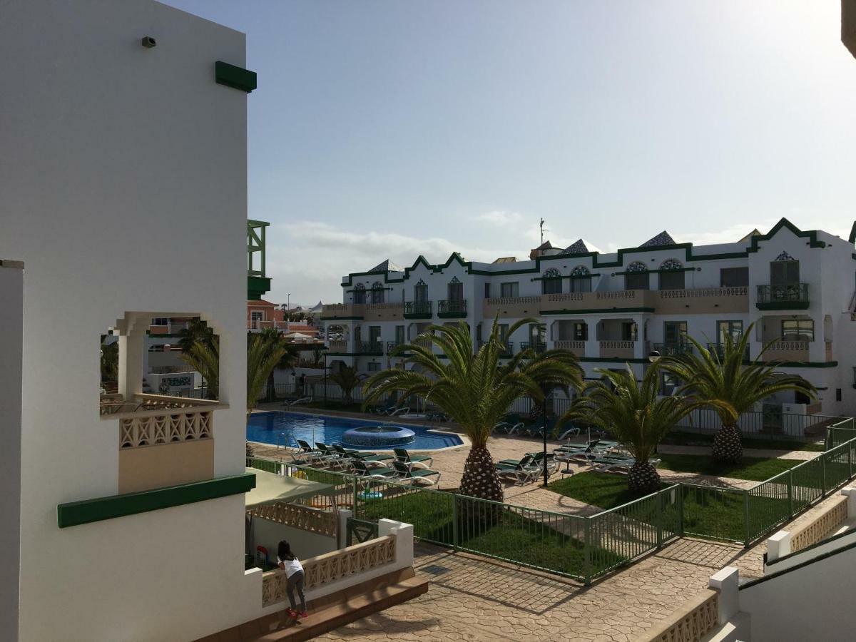 Apartamento Gaudia Caleta De Fuste Exterior photo